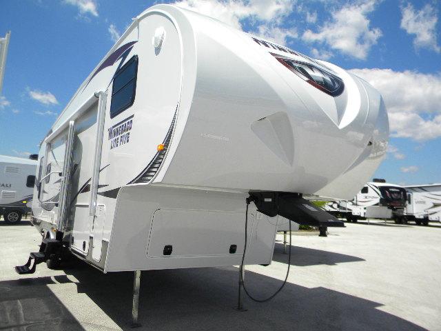New 2012 Winnebago Lite 29FWRL Fifth Wheel For Sale